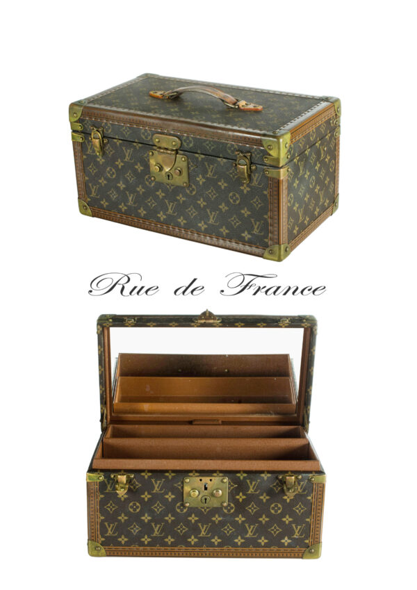 VINTAGE FRENCH LOUIS VUITTON COSMETIC TRUNK
